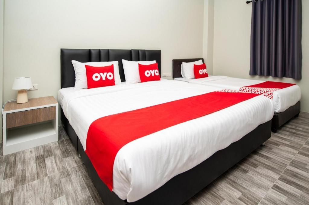 Отель Oyo 259 Baan Napatr Пляж Банг Тао Экстерьер фото